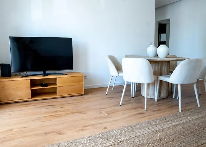 New Estrela Da Praceta W/ 3 & Oceanview Carcavelos (Lisbon)